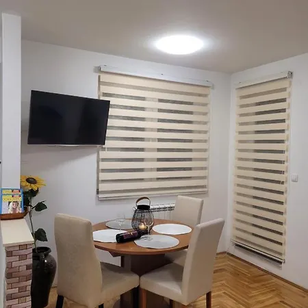 Apartman Aura Appartamento Lukavica