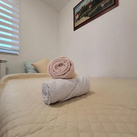 Appartamento Apartman Aura *