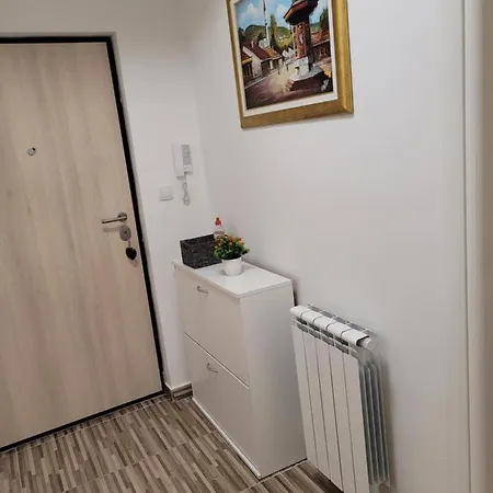 Appartamento Apartman Aura Lukavica